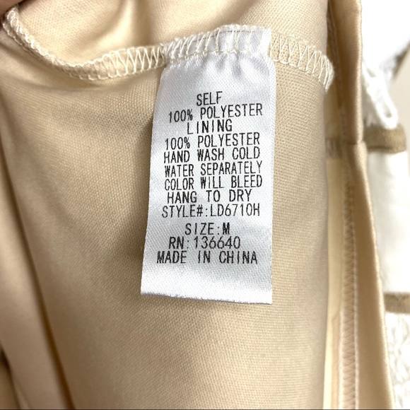 L’ATISTE by Amy White Nude Eyelet Mini Bell Sleeve - Picture 8 of 15